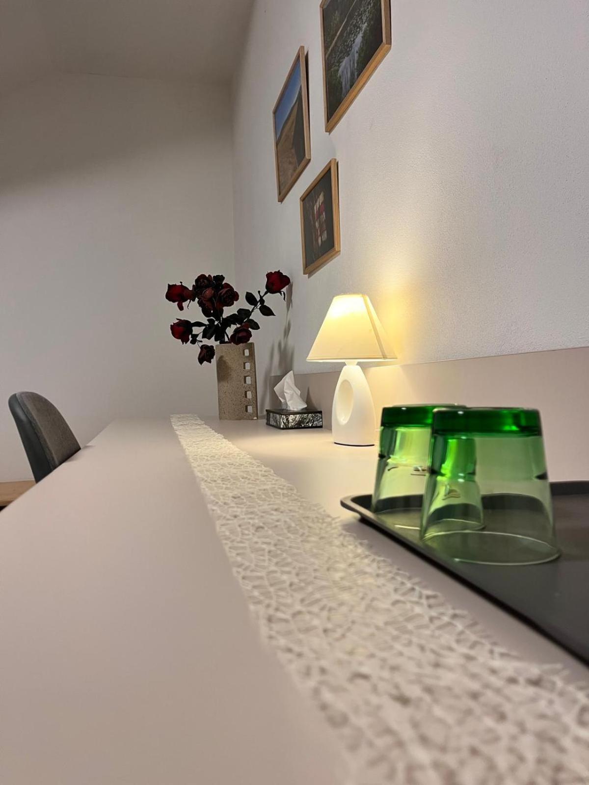 Penzion A Restaurace U Sousedu سترازني المظهر الخارجي الصورة