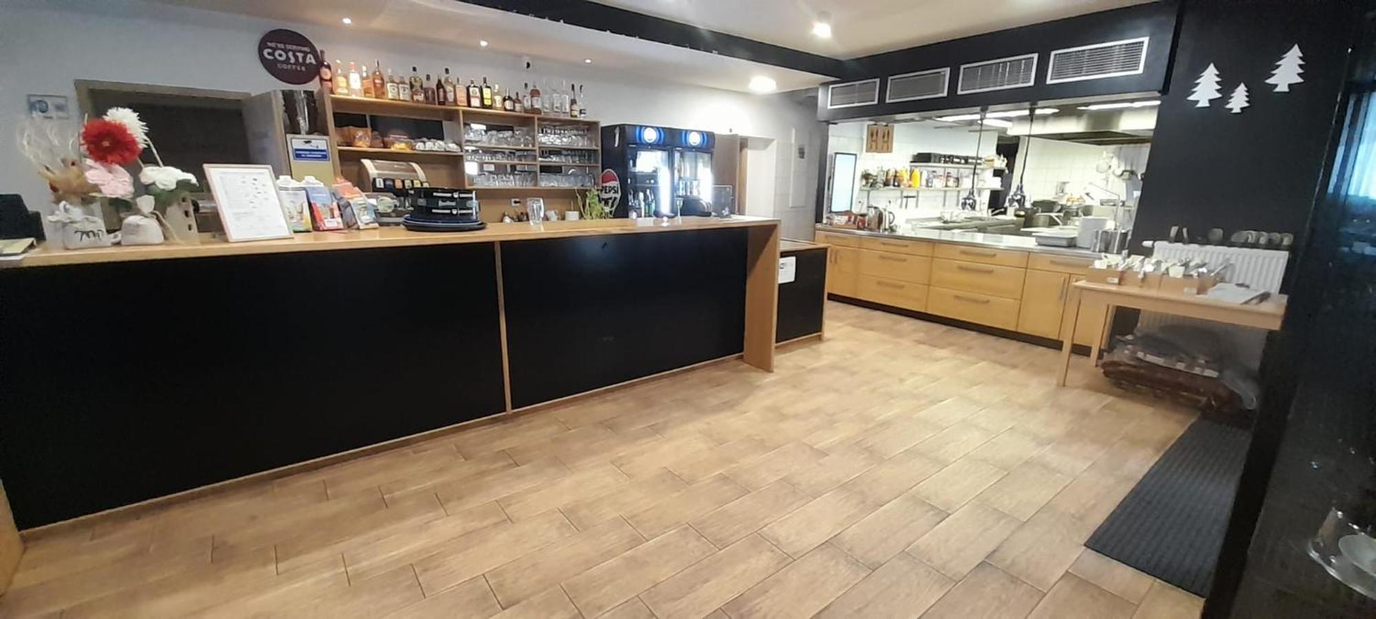 Penzion A Restaurace U Sousedu سترازني المظهر الخارجي الصورة